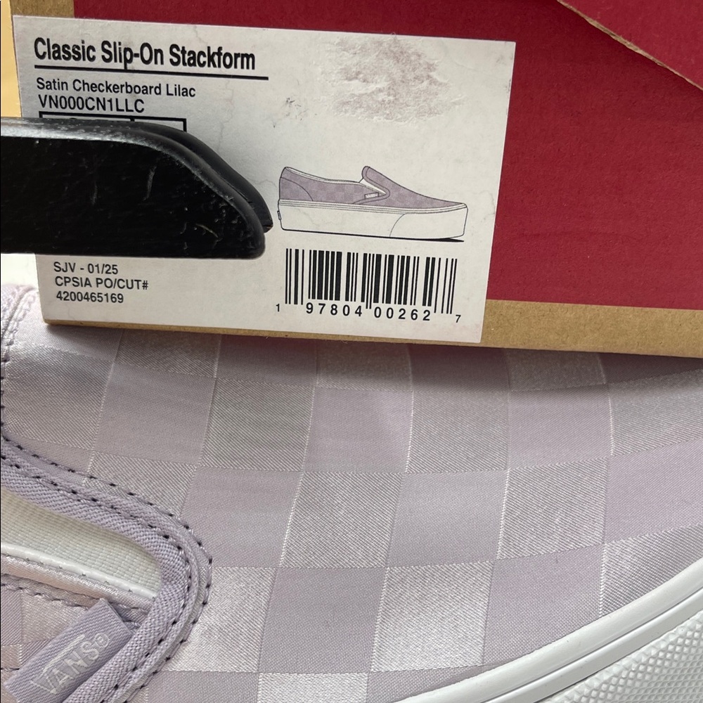 Vans Platform Sneakers Classic Slip-On Stackform
Satin Checkerboard Lilac - Picture 16 of 16